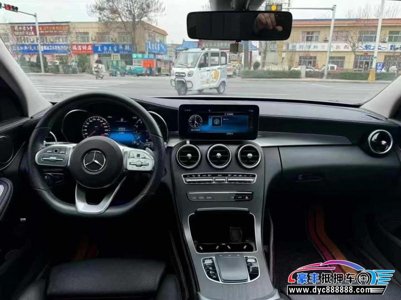 20年奔驰C轿车抵押车出售