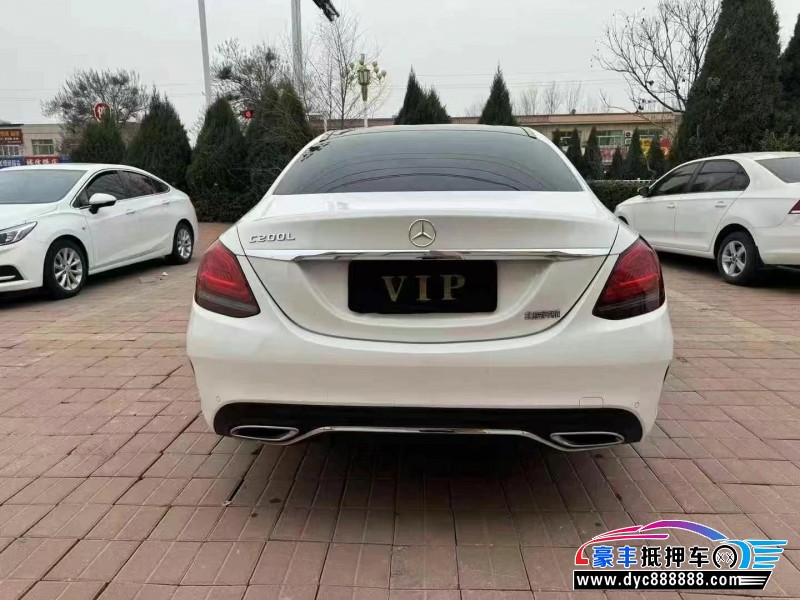 20年奔驰C轿车抵押车出售