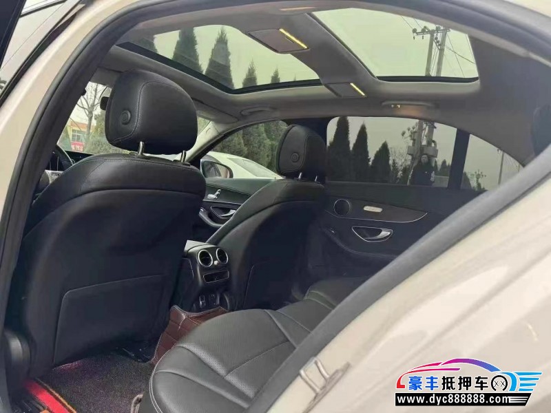 20年奔驰C轿车抵押车出售