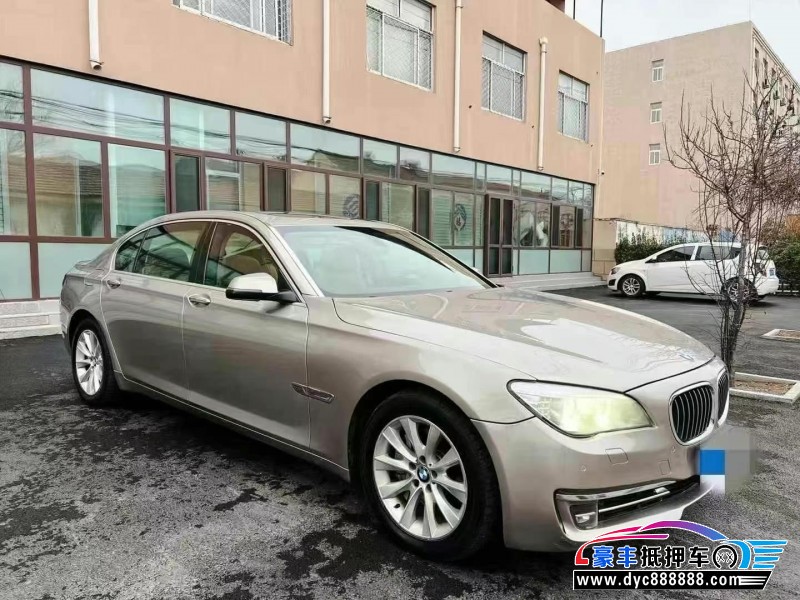 14年宝马7系轿车抵押车出售