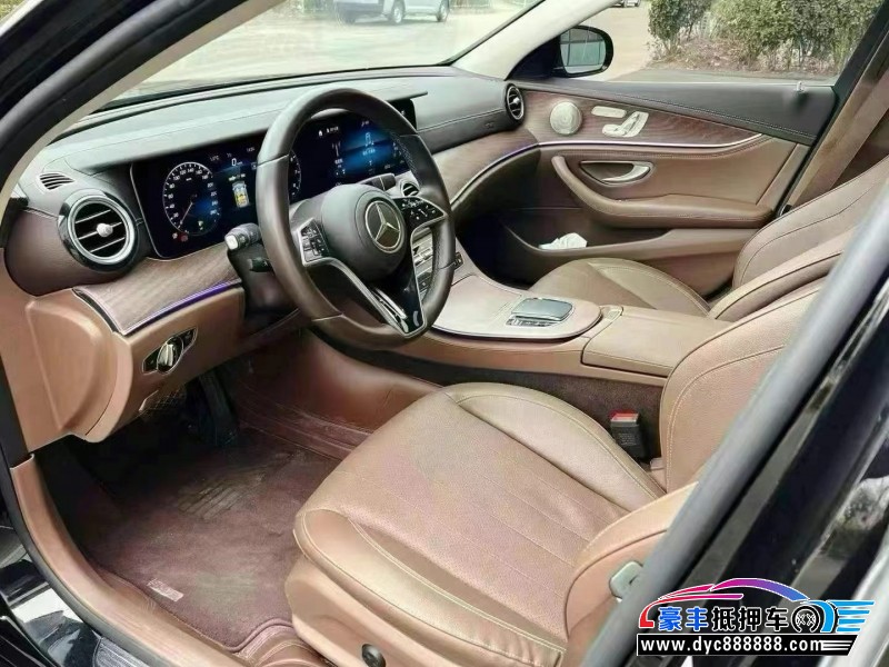 23年奔驰E轿车抵押车出售