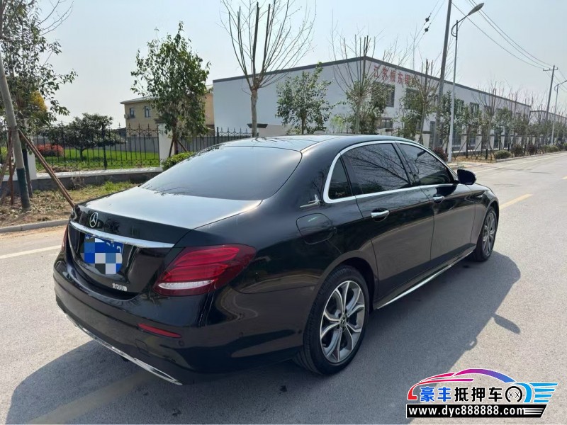 20年奔驰E轿车抵押车出售