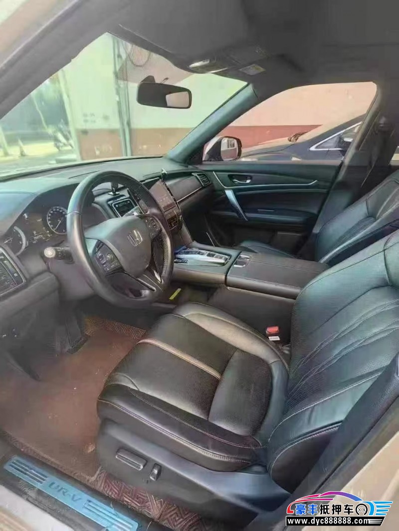 20年本田UR-V轿车抵押车出售