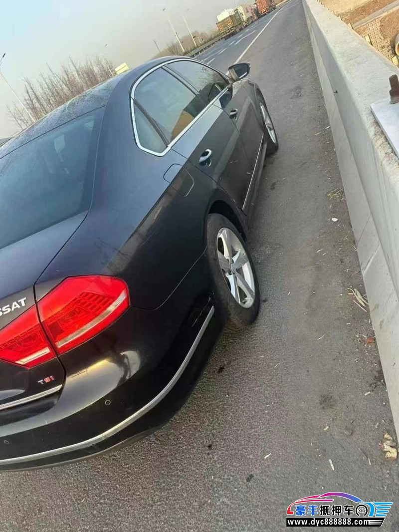 12年大众帕萨特轿车抵押车出售