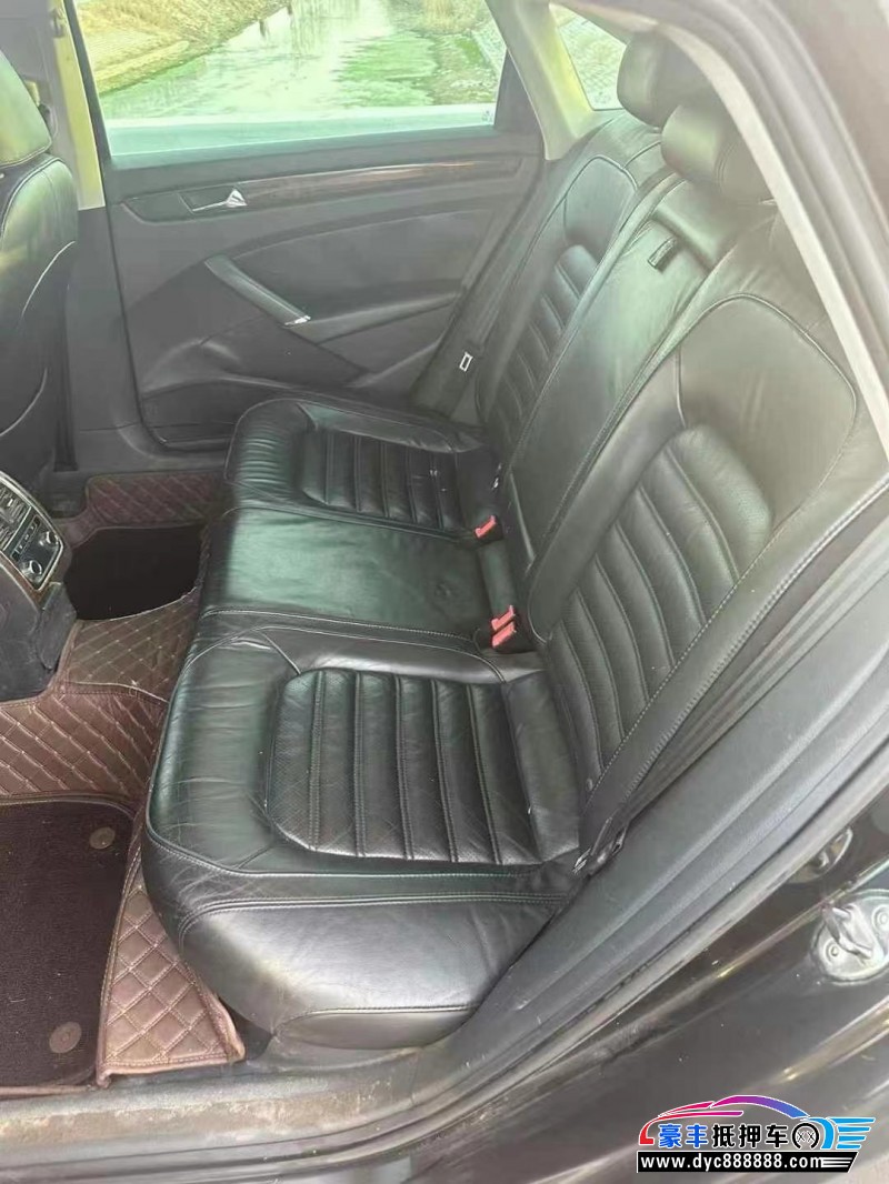 12年大众帕萨特轿车抵押车出售