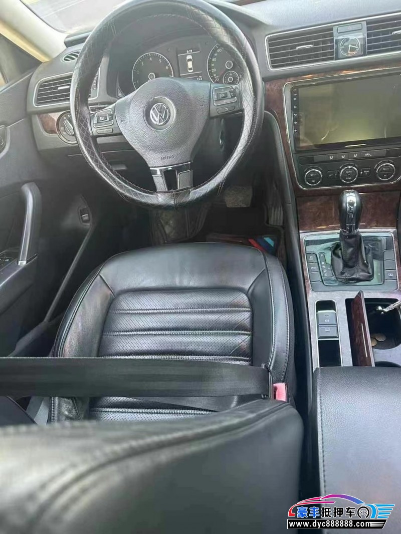 12年大众帕萨特轿车抵押车出售