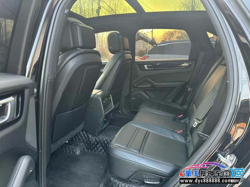 20年保时捷卡宴SUV抵押车出售