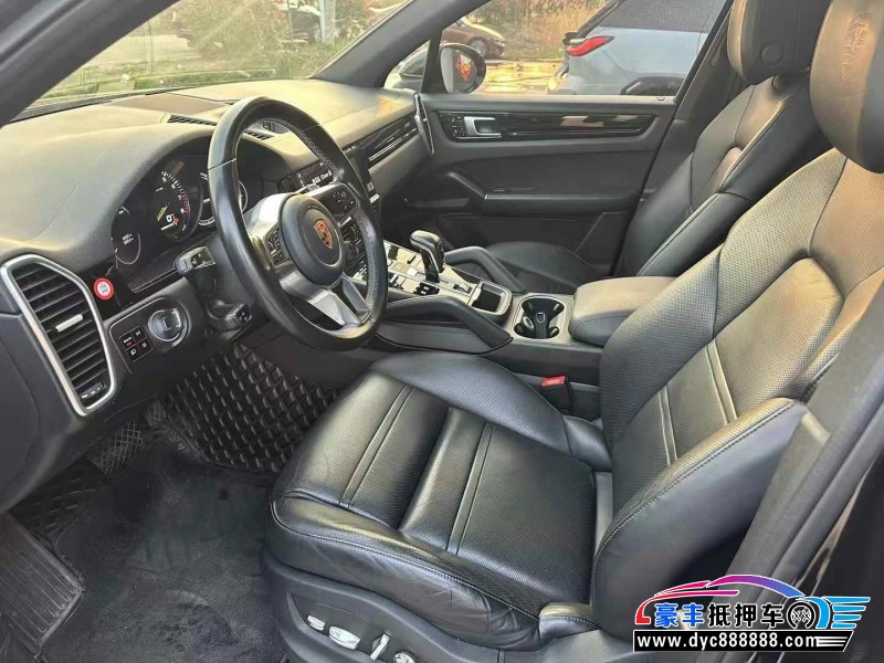 20年保时捷卡宴SUV抵押车出售