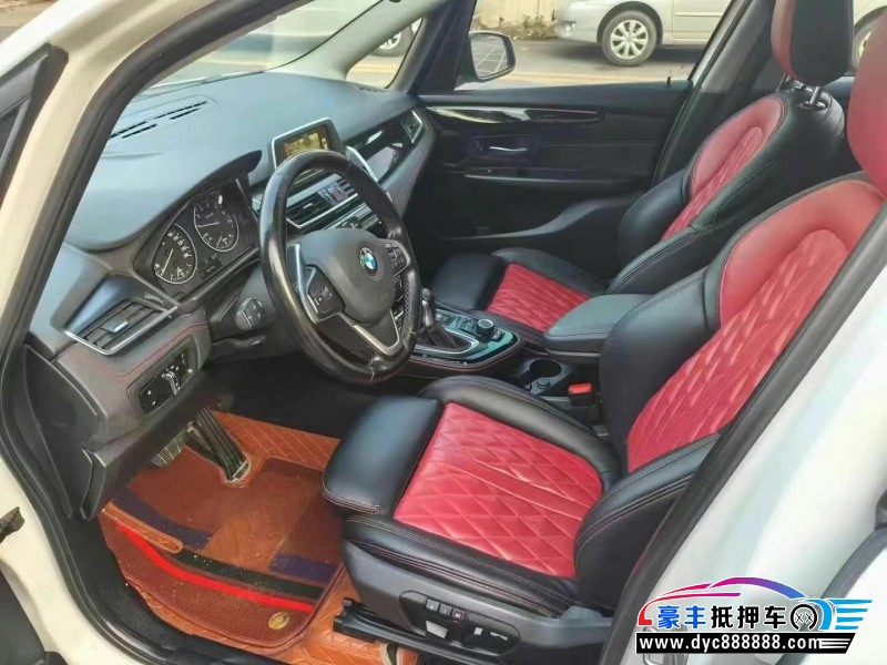 16年宝马2系轿车抵押车出售