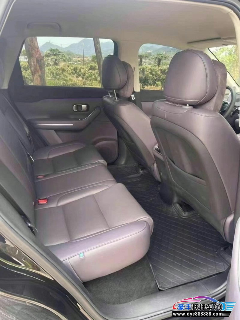 24年零跑C10轿车抵押车出售