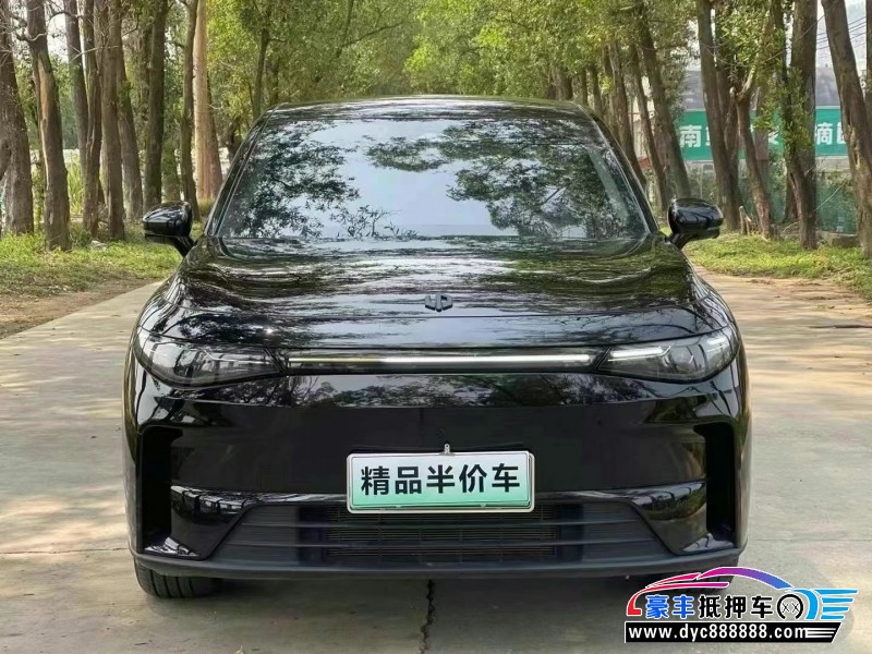 24年零跑C10轿车抵押车出售