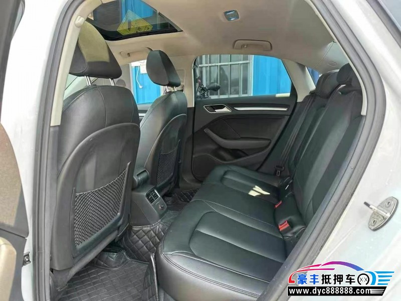 16年奥迪A3轿车抵押车出售