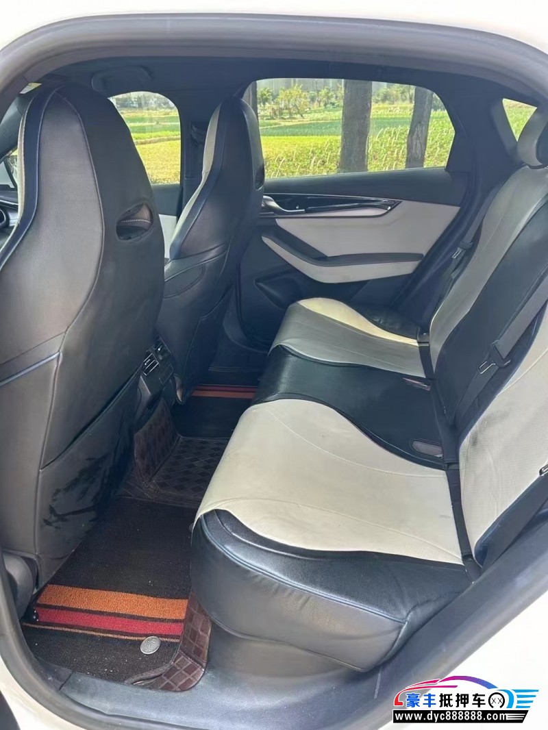 24年比亚迪秦轿车抵押车出售