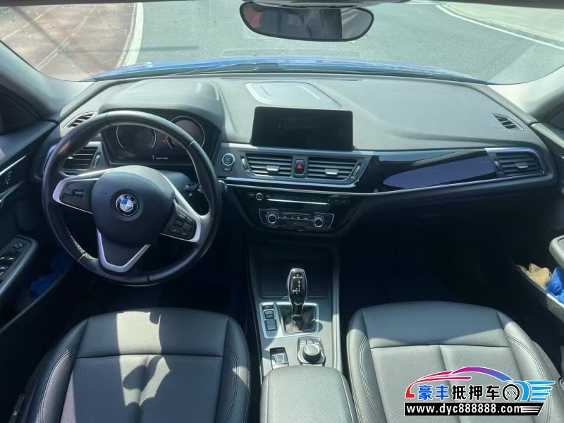 20年宝马1系轿车抵押车出售