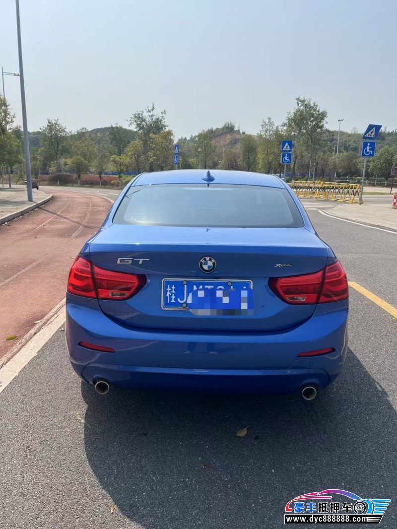 20年宝马1系轿车抵押车出售