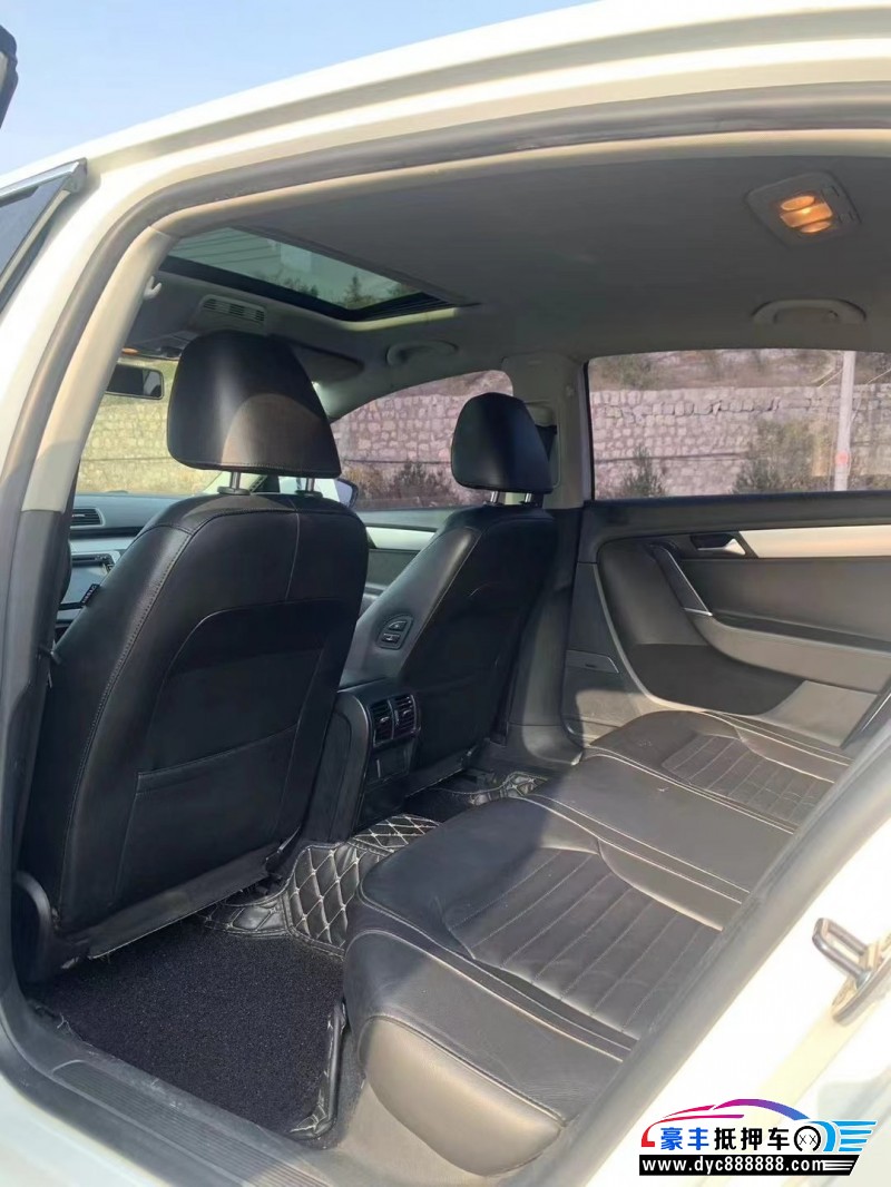 14年大众迈腾轿车抵押车出售