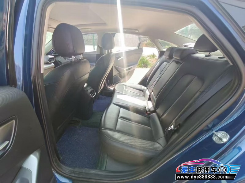 20年现代菲斯塔轿车抵押车出售