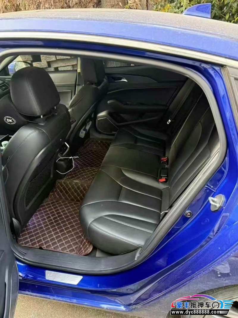 21年红旗H5轿车抵押车出售