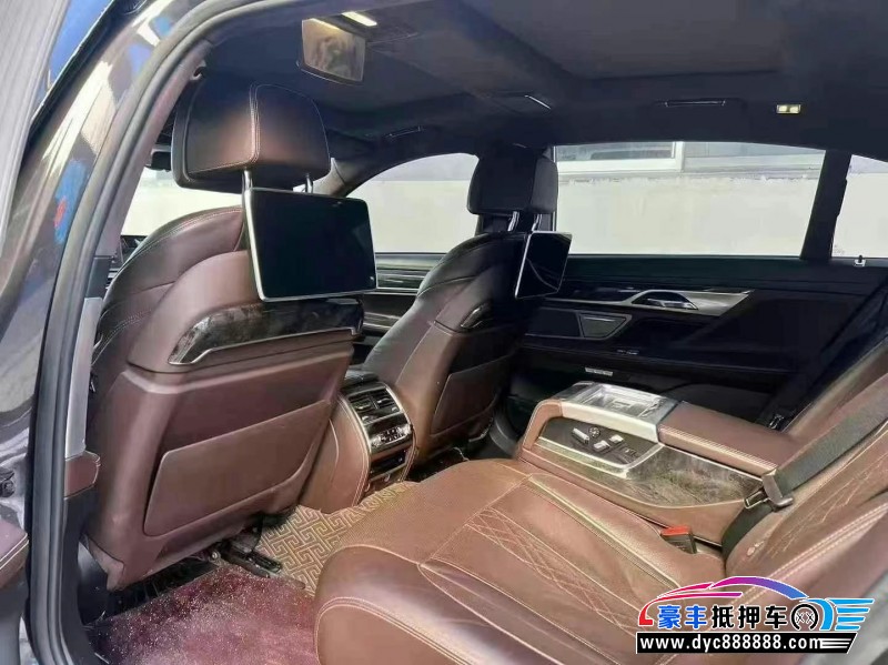 16年宝马7系轿车抵押车出售