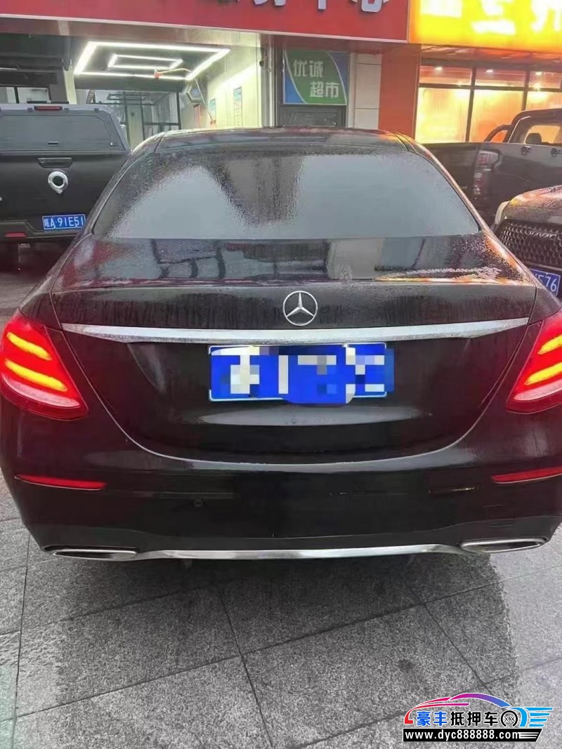 20年奔驰E轿车抵押车出售