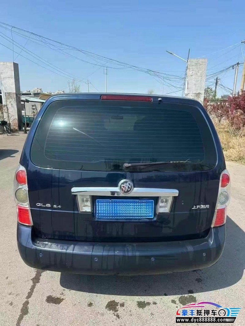 16年别克GL8轿车抵押车出售