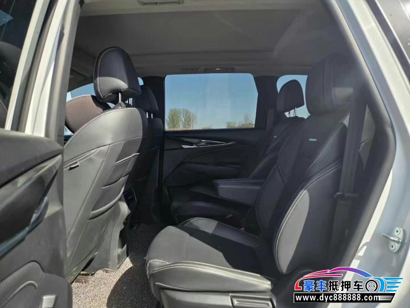 22年上汽大通G50轿车抵押车出售