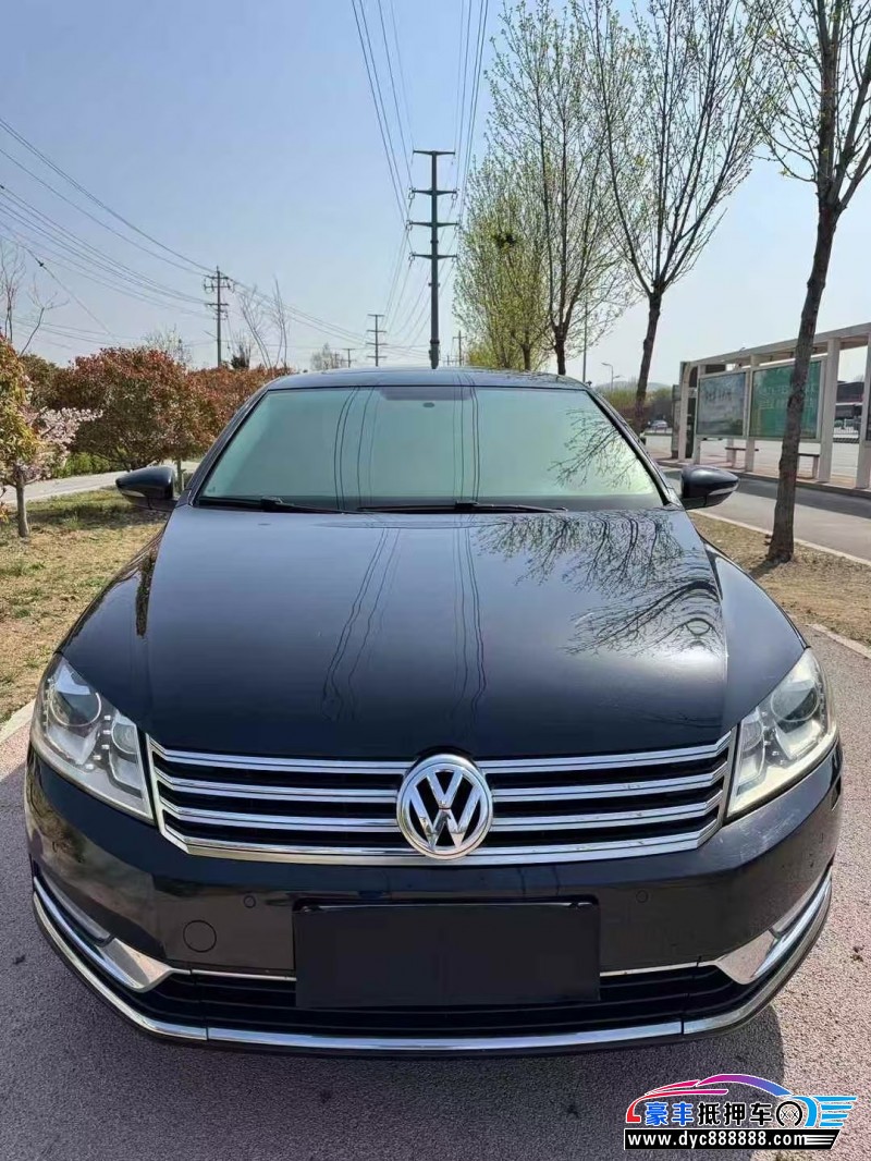 14年大众迈腾轿车抵押车出售