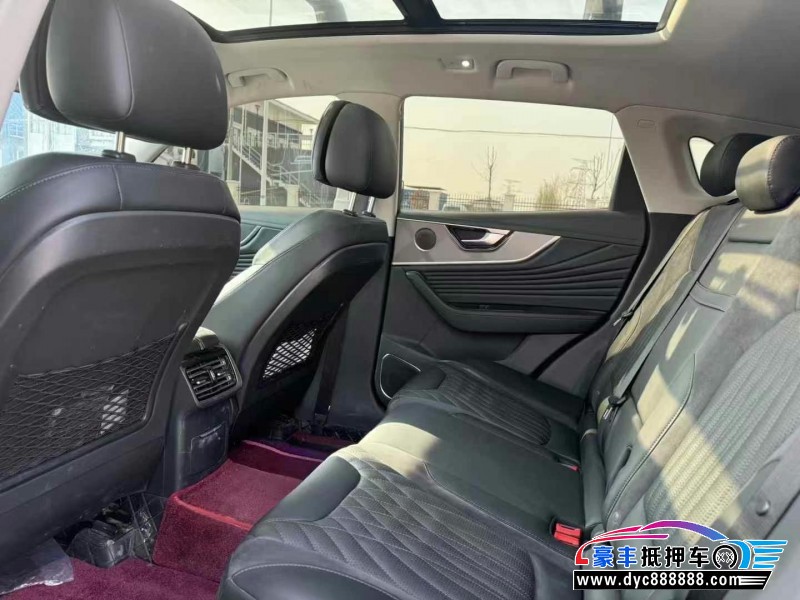 23年红旗HS5轿车抵押车出售