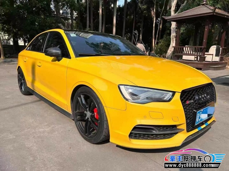 17年奥迪S3轿车抵押车出售