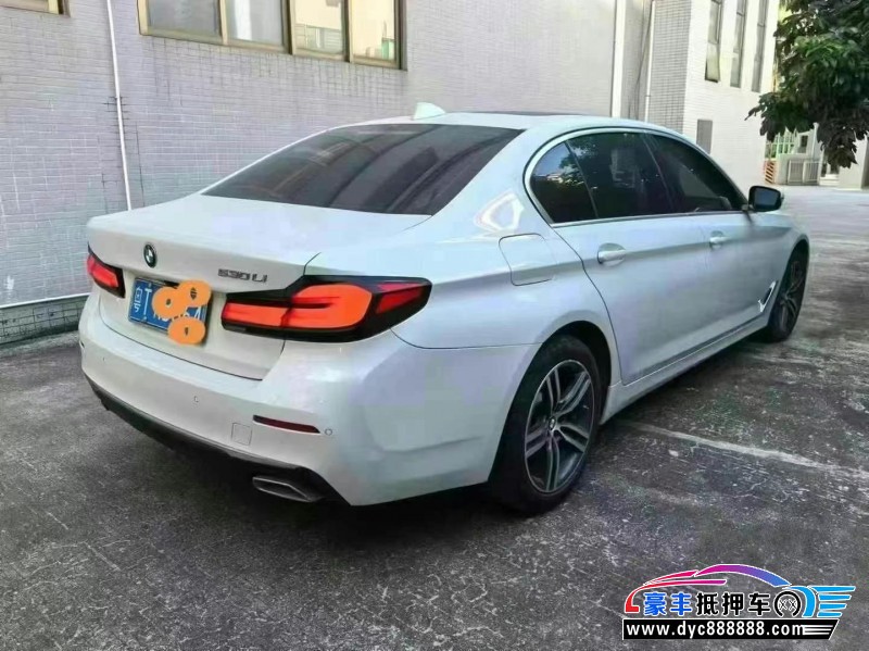 21年宝马5系轿车抵押车出售