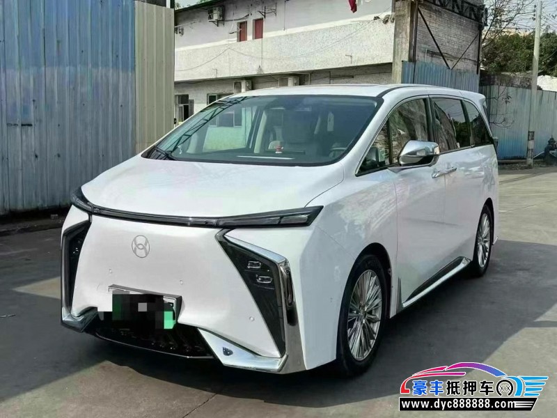 24年合创v09轿车抵押车出售