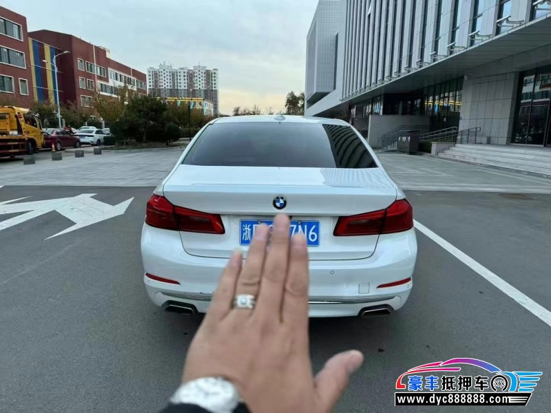 18年宝马5系轿车抵押车出售
