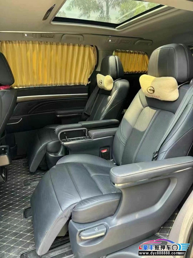 20年传祺M8轿车抵押车出售