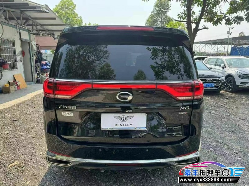 20年传祺M8轿车抵押车出售