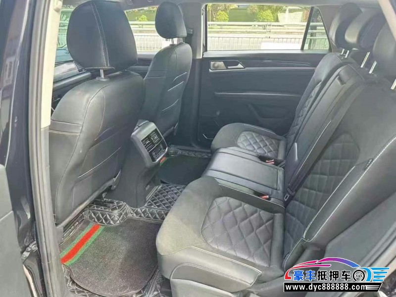 20年大众途昂轿车抵押车出售