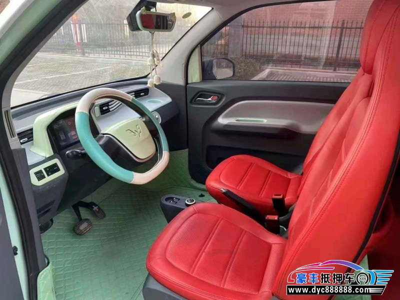 22年五菱汽车迷你轿车抵押车出售