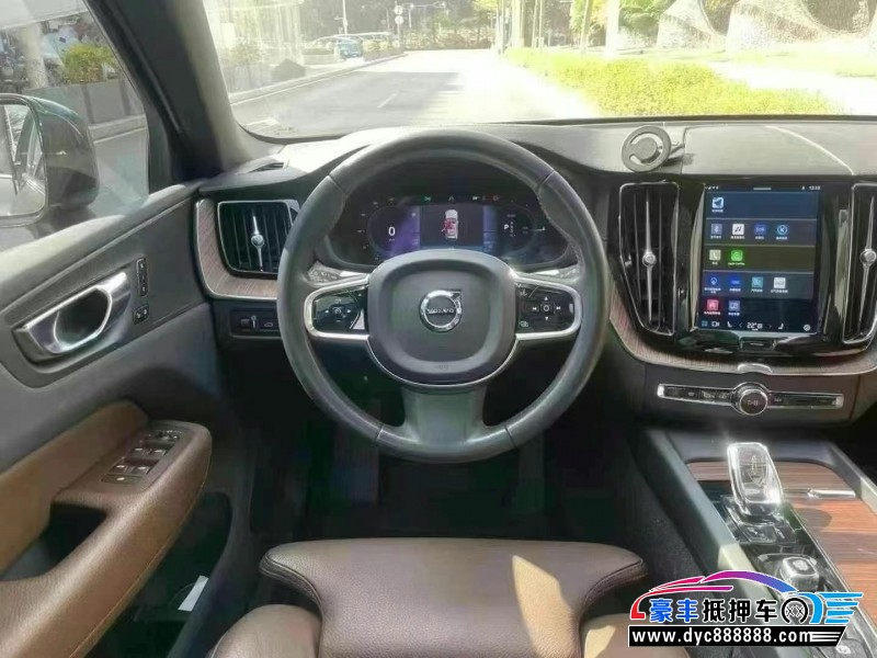 22年沃尔沃XC60轿车抵押车出售