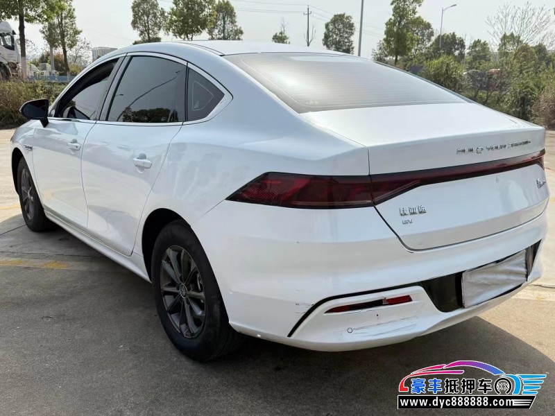 24年比亚迪秦轿车抵押车出售