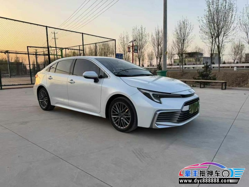 23年丰田凌尚轿车抵押车出售