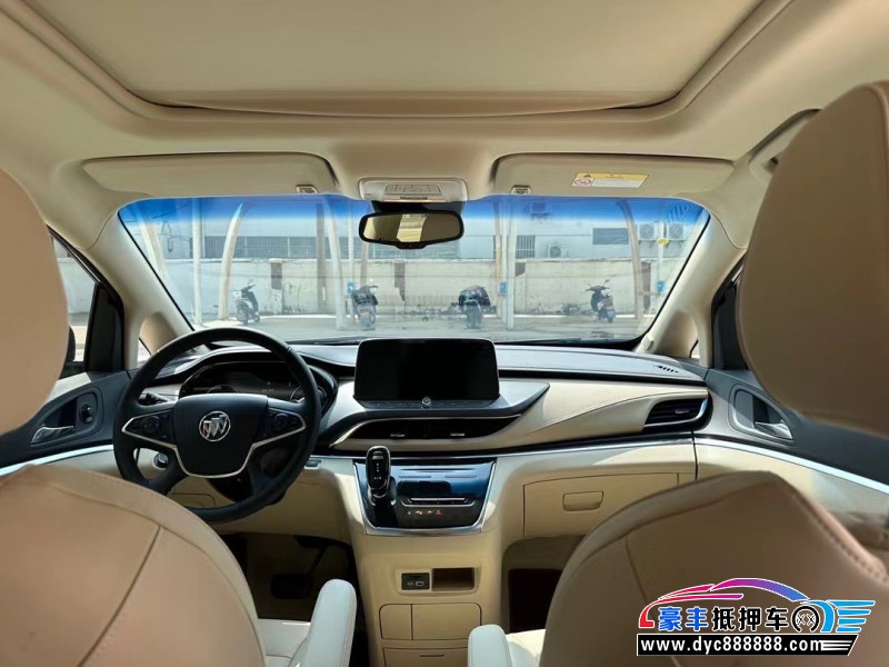 25年别克GL8轿车抵押车出售