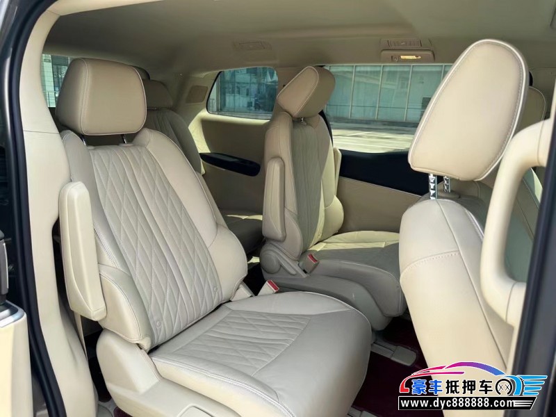 25年别克GL8轿车抵押车出售