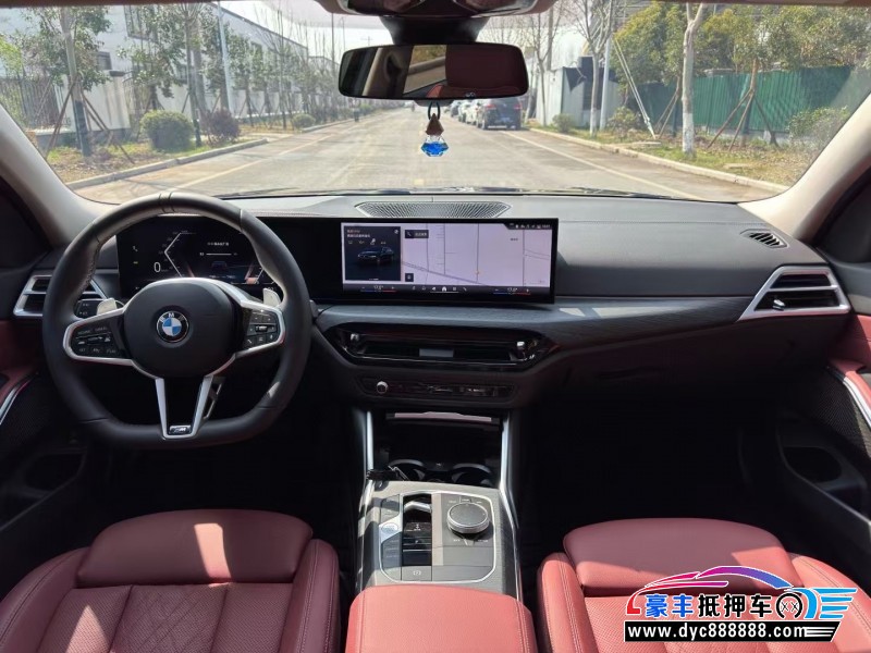 24年宝马3系轿车抵押车出售