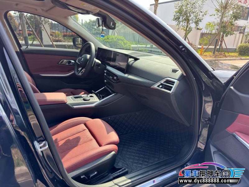 24年宝马3系轿车抵押车出售