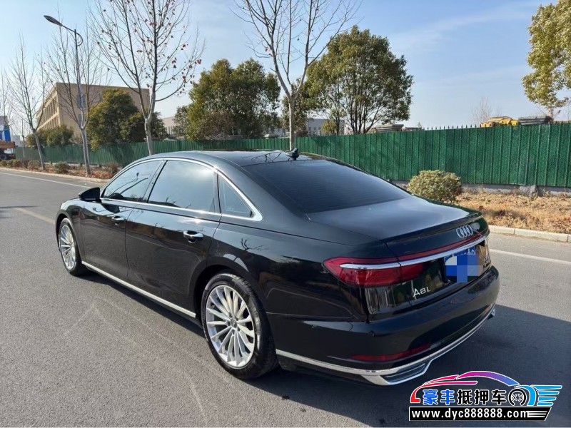 20年奥迪A8L轿车抵押车出售