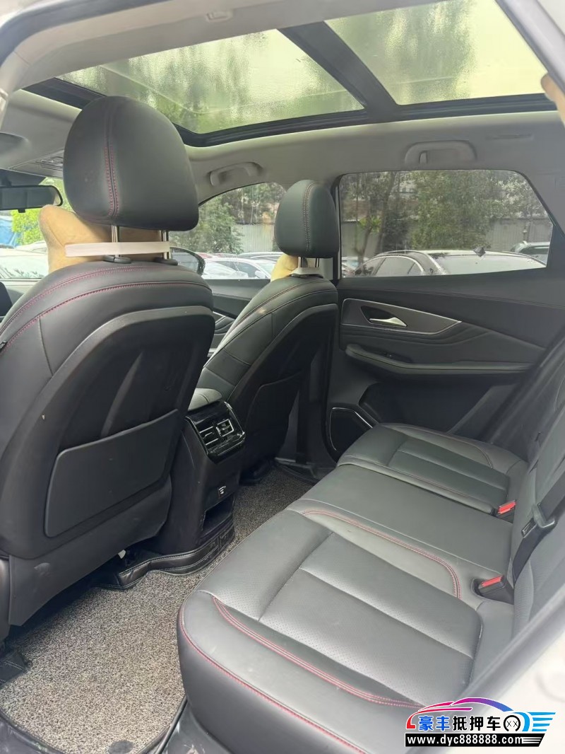 23年东风风行T5轿车抵押车出售