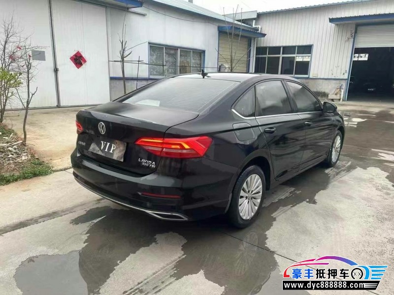 18年大众朗逸轿车抵押车出售