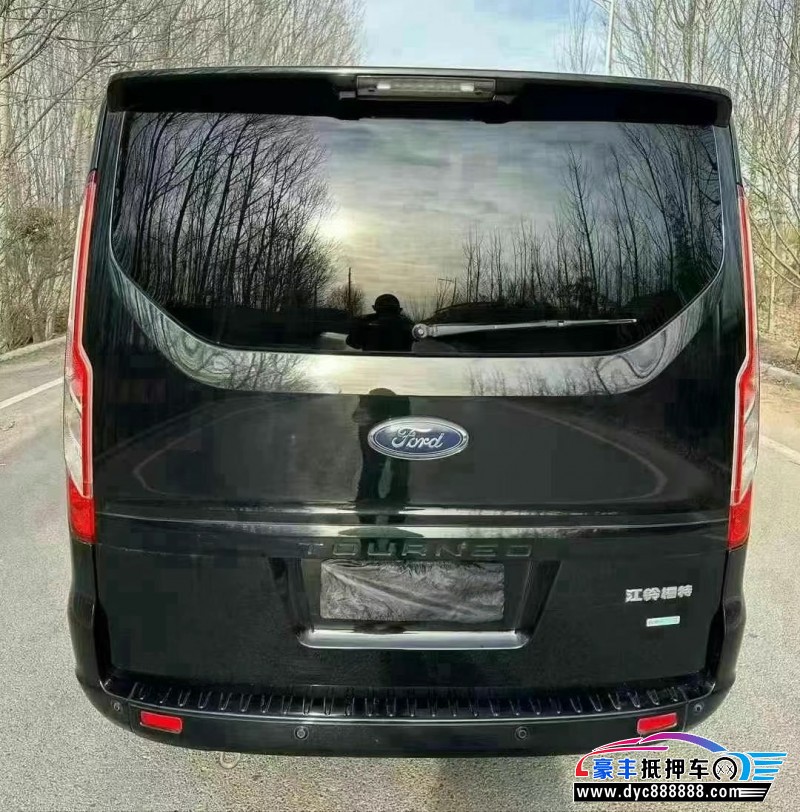 21年福特途睿欧轿车抵押车出售