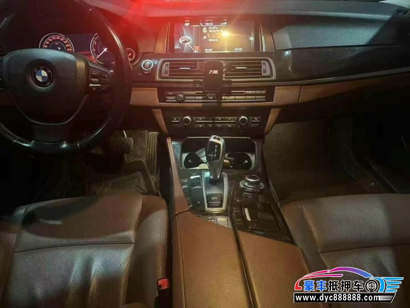 17年宝马5系轿车抵押车出售