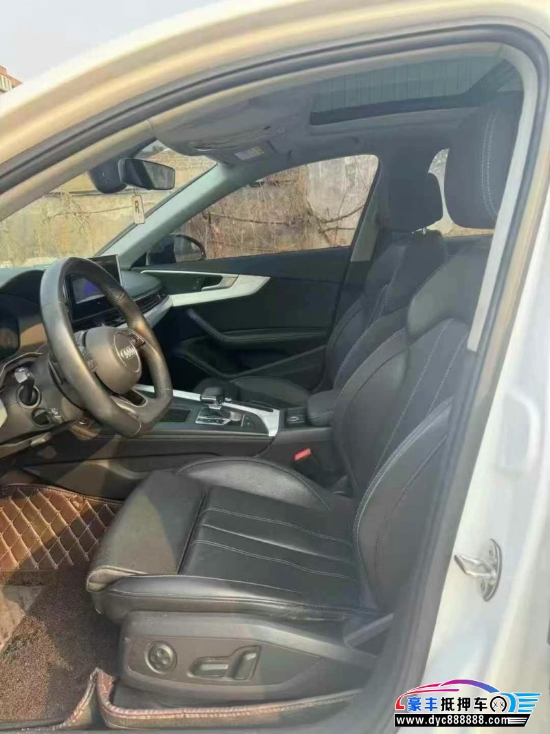 23年奥迪A4L轿车抵押车出售