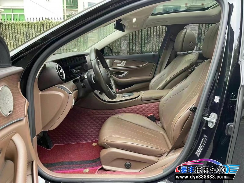 22年奔驰E轿车抵押车出售